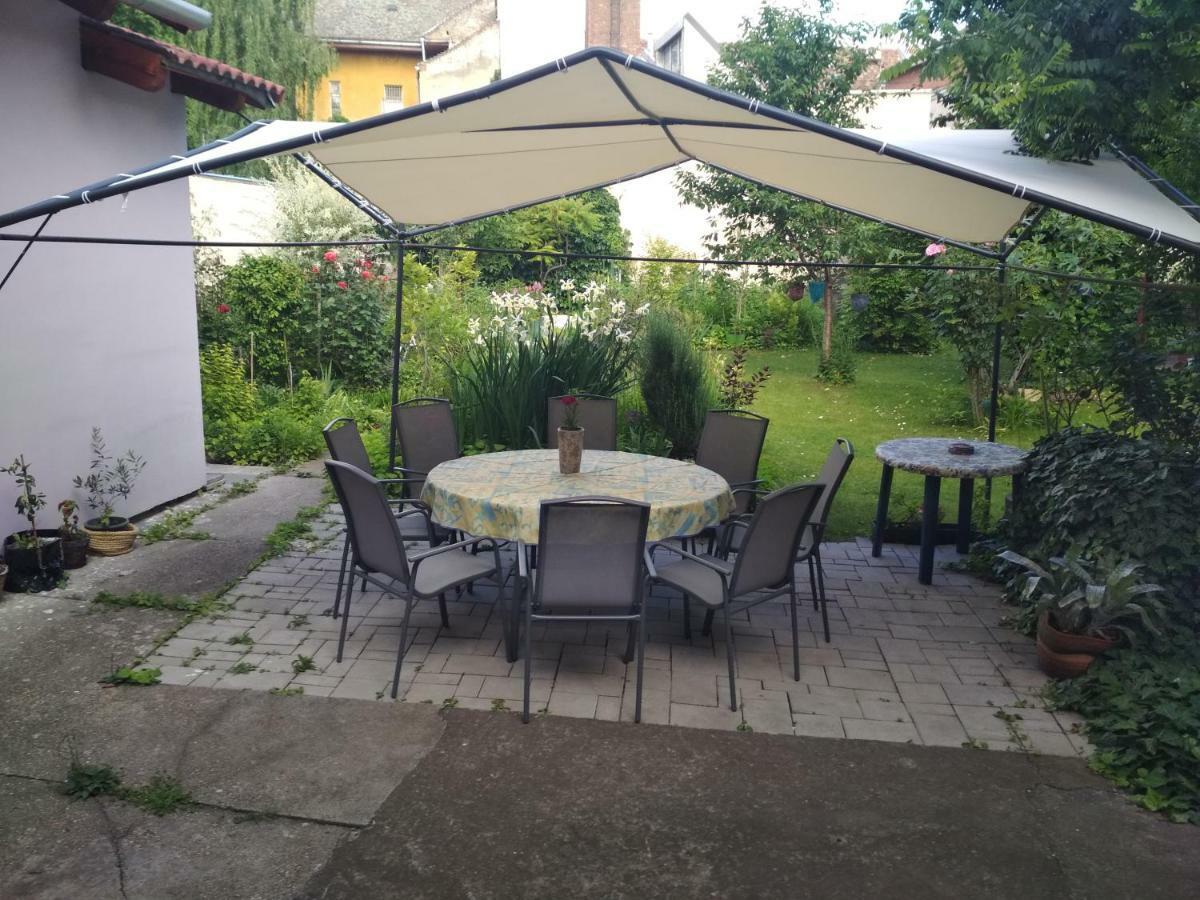 Apartman Lux Szeged Exterior photo